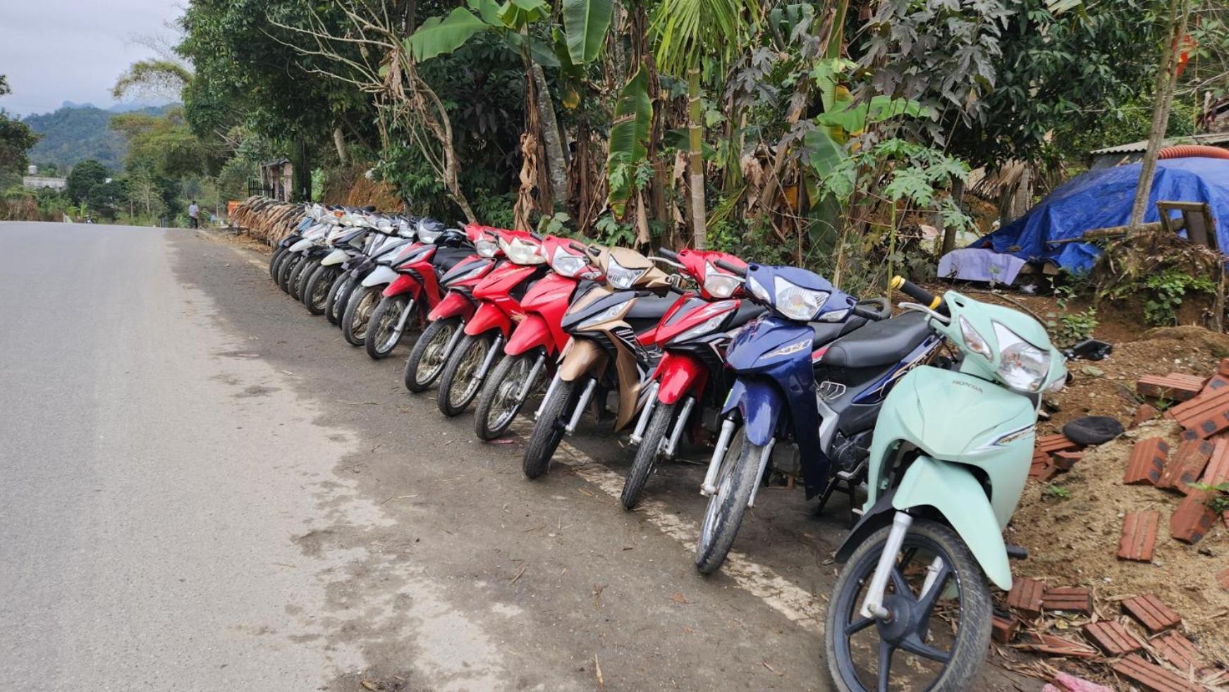 Dong Que Homestay-Tours-Motorbike, Car Rental, Hiking Ha Giang Εξωτερικό φωτογραφία